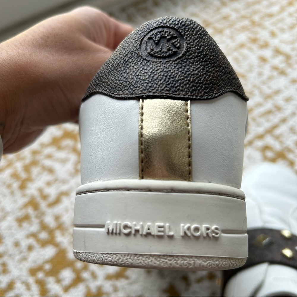 Michael Kors Kenna Sneaker - Picture 6 of 9